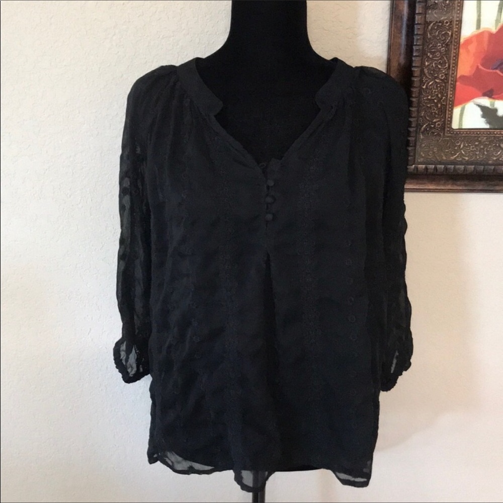 🖤Women’s Black Blouse- FREE W/ ANY PURCHASE🖤